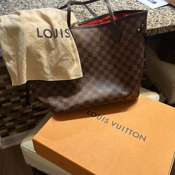 🔥🔥Saved best for Last🔥🔥Louis Vuitton Never Full MM dust bag/box included - Picture 12 of 17